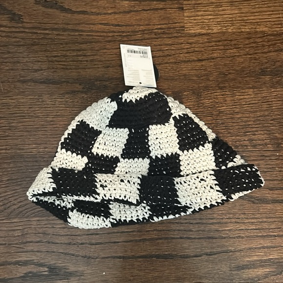 Forever 21 Crocheted Hat - Picture 2 of 2